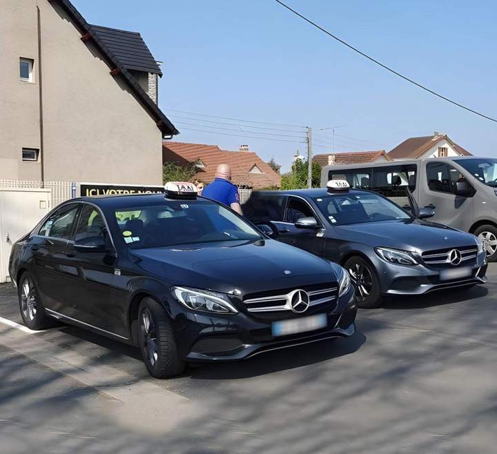 Location de voiture de luxe Montluçon